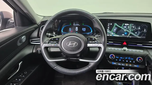 Hyundai Avante CN7 — Фото автомобиля 14