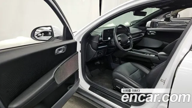 Hyundai Ioniq6 — Фото автомобиля 9