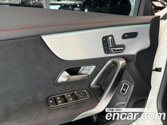 Mercedes-Benz CLA-Class — Фото автомобиля 20