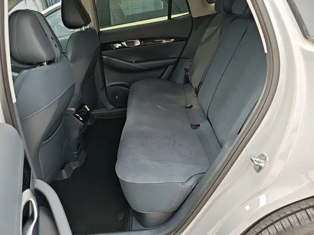 Geely Galaxy E5 — Фото автомобиля 16