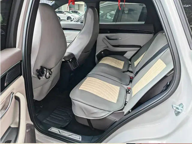 BYD Song PLUS — Фото автомобиля 3
