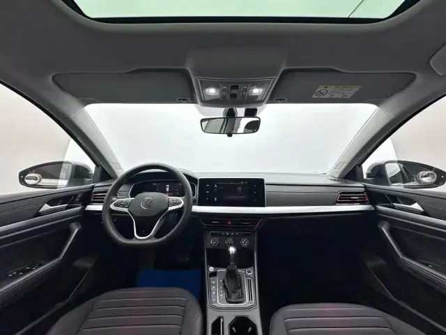 Volkswagen Lavida — Фото автомобиля 11