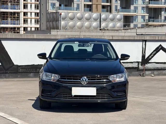 Volkswagen Bora — Фото автомобиля 4