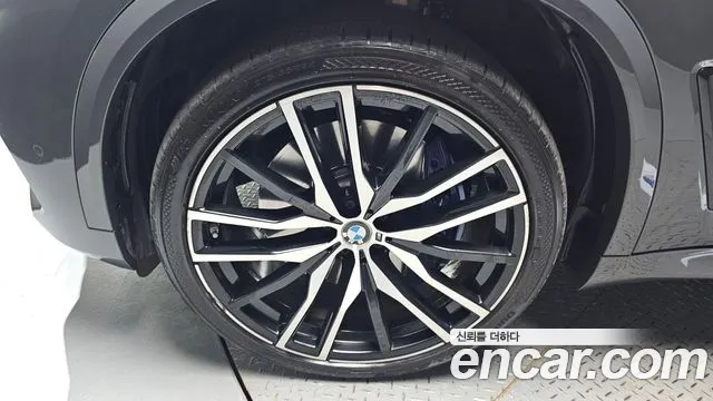 BMW X5 — Фото автомобиля 4
