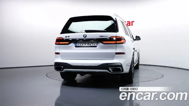 BMW X7 — Фото автомобиля 3