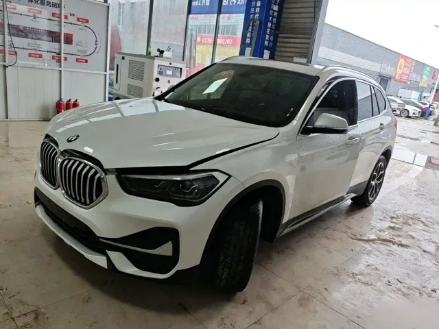 BMW X1 — Фото автомобиля 2