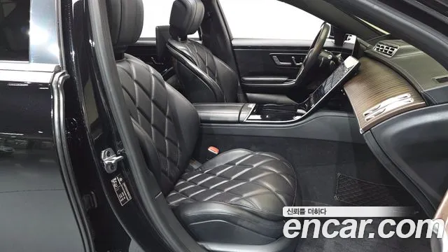 Mercedes-Benz S-Class — Фото автомобиля 10