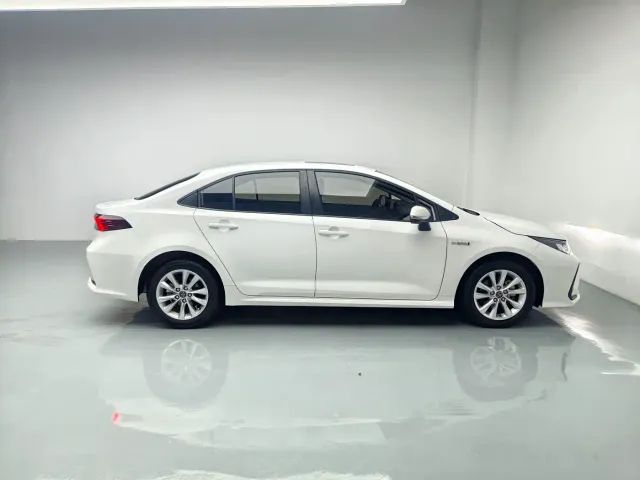 Toyota Corolla — Фото автомобиля 8