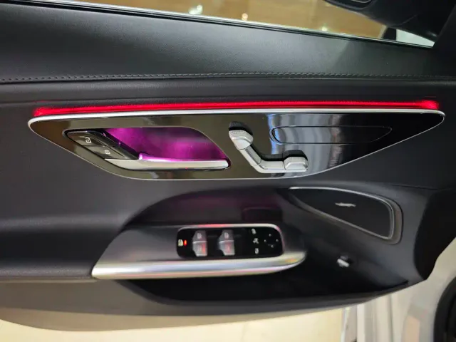 Mercedes-Benz C-Class — Фото автомобиля 12