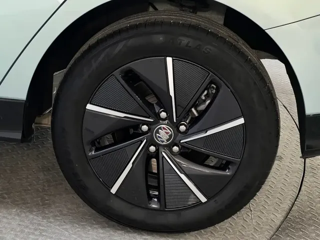 Buick Velite 6 — Фото автомобиля 21