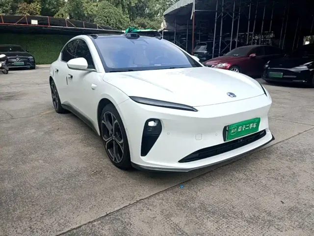 Nio ET5 — Фото автомобиля 3