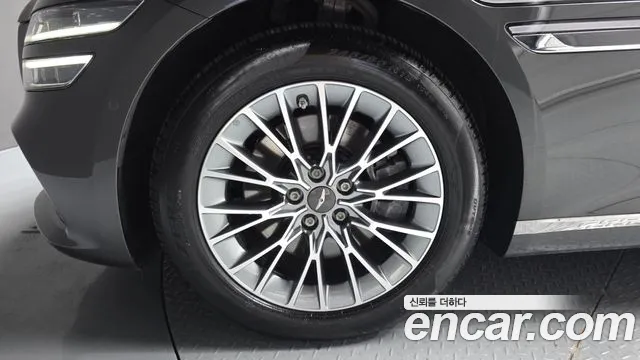 Genesis G80 RG3 — Фото автомобиля 5