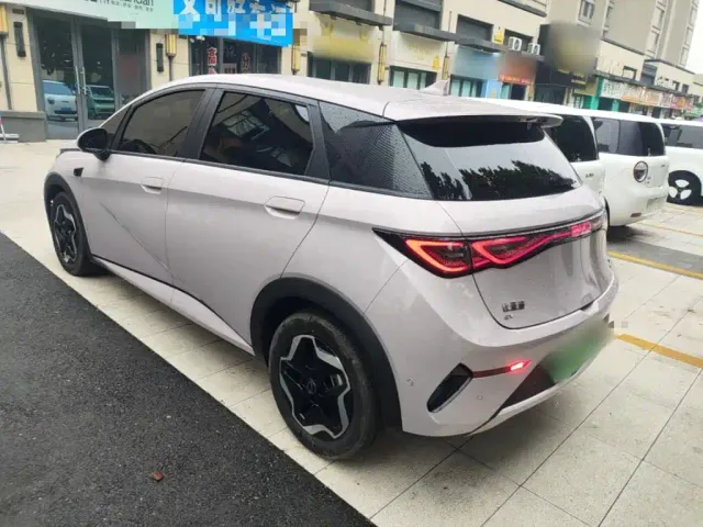 BYD Dolphin — Фото автомобиля 4