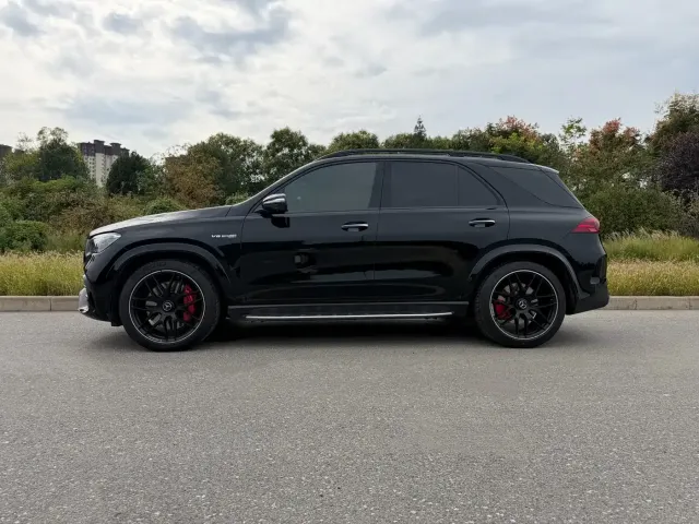 Mercedes-Benz GLE-Class AMG — Фото автомобиля 3