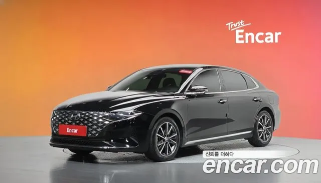 Фотография автомобиля — Hyundai Grandeur New