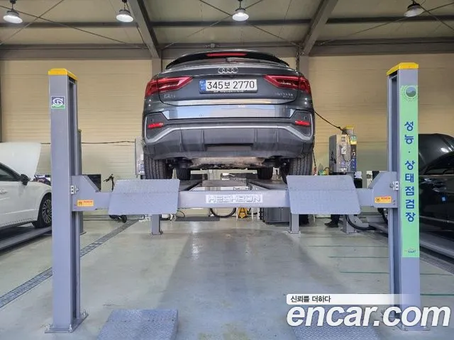 Audi Q3 F3 — Фото автомобиля 2