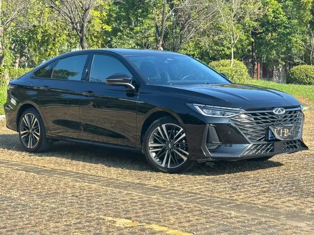 Chery Arrizo 8 — Фото автомобиля 3