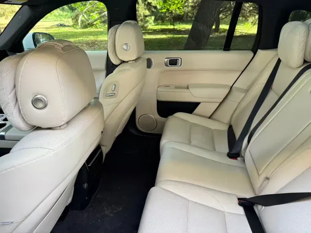 Li Auto L7 — Фото автомобиля 10