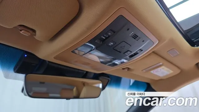 Lexus ES — Фото автомобиля 18