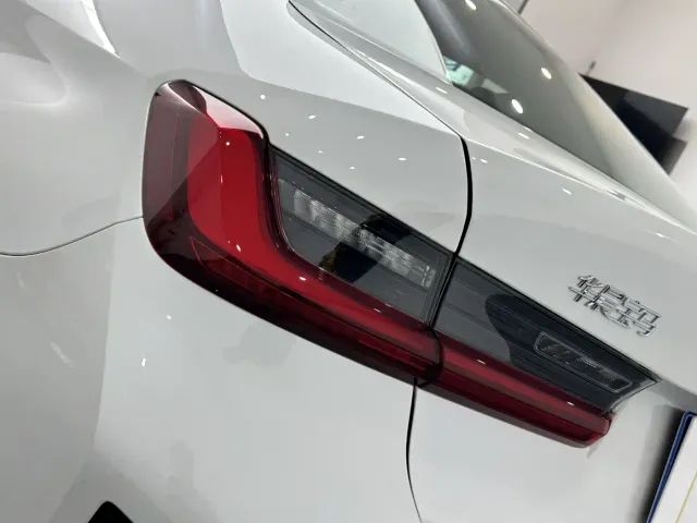 BMW 3 Series — Фото автомобиля 10