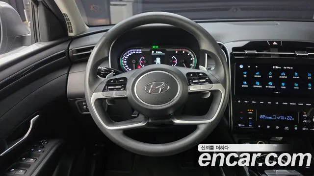 Hyundai Tucson Tucson (NX4) Дизель 2.0 2WD — Фото автомобиля 13