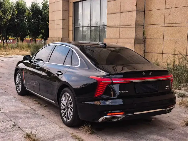 Hongqi H5 — Фото автомобиля 8