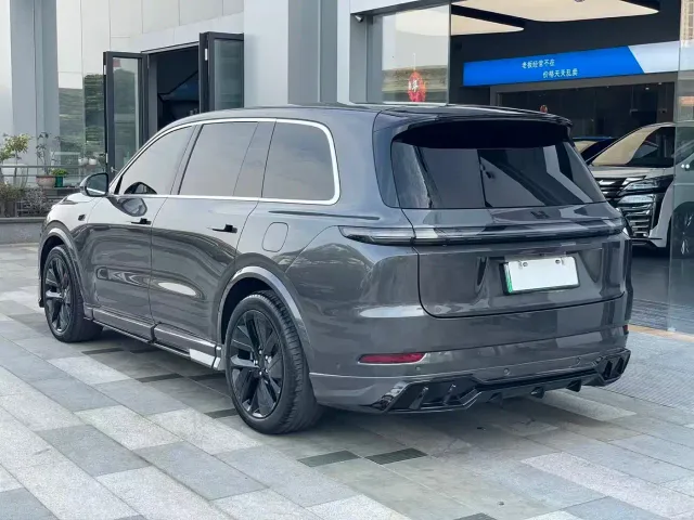 Li Auto L9 — Фото автомобиля 20