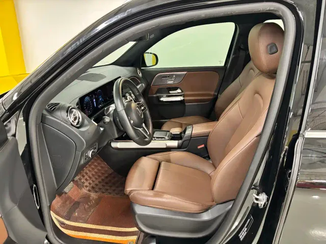 Mercedes-Benz GLB-Class — Фото автомобиля 3