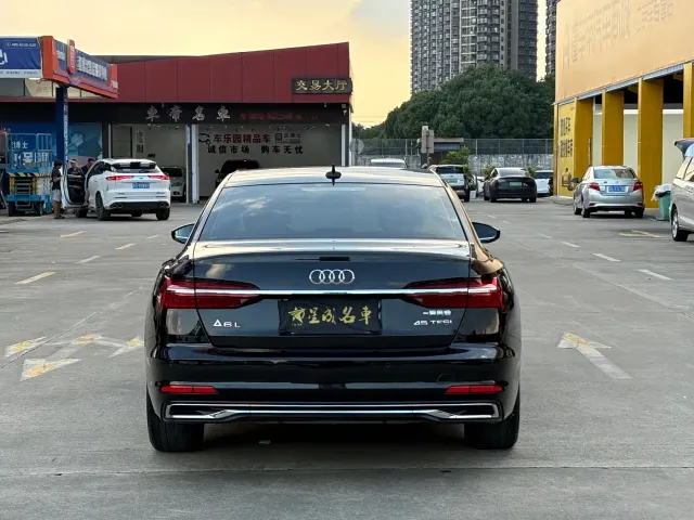 Audi A6L — Фото автомобиля 19