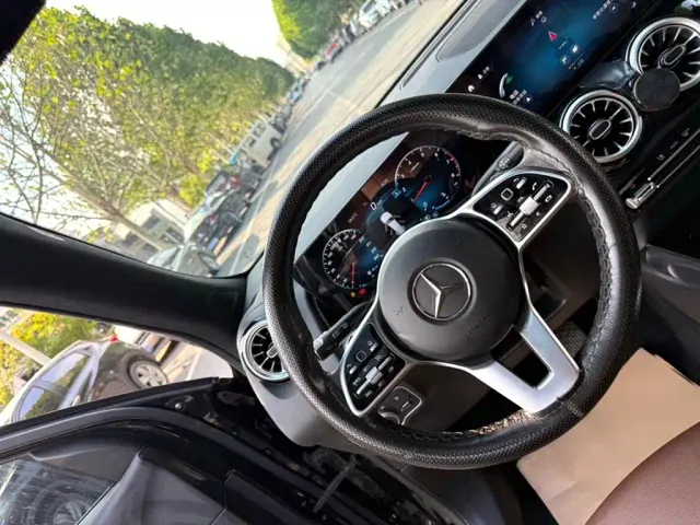 Mercedes-Benz GLB-Class — Фото автомобиля 17