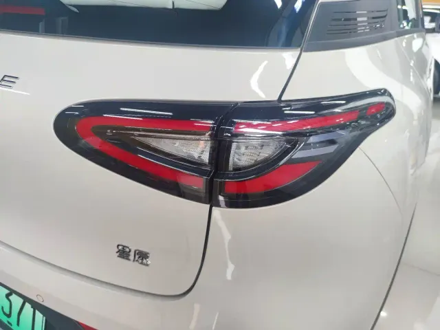 Geely Starry Wish — Фото автомобиля 9