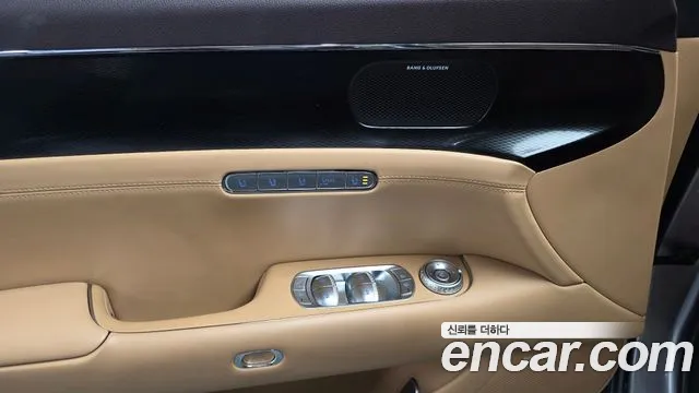 Genesis G90 Бензин 3.5 турбо AWD — Фото автомобиля 18