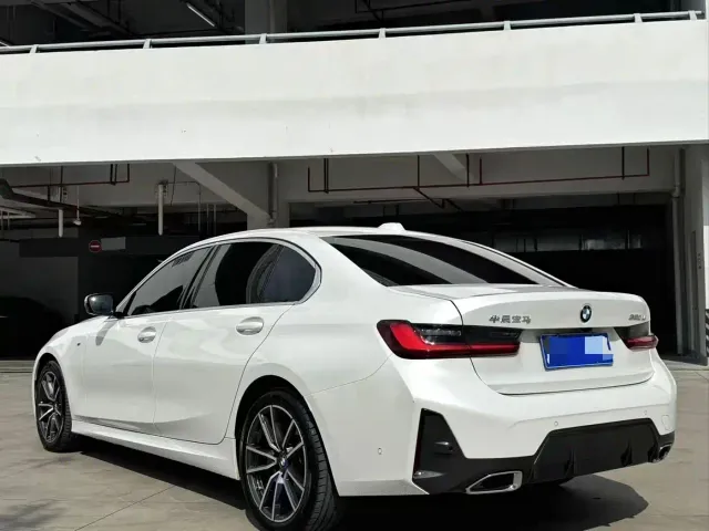 BMW 3 Series — Фото автомобиля 4