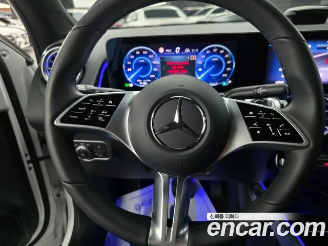 Mercedes-Benz EQB X243 — Фото автомобиля 6