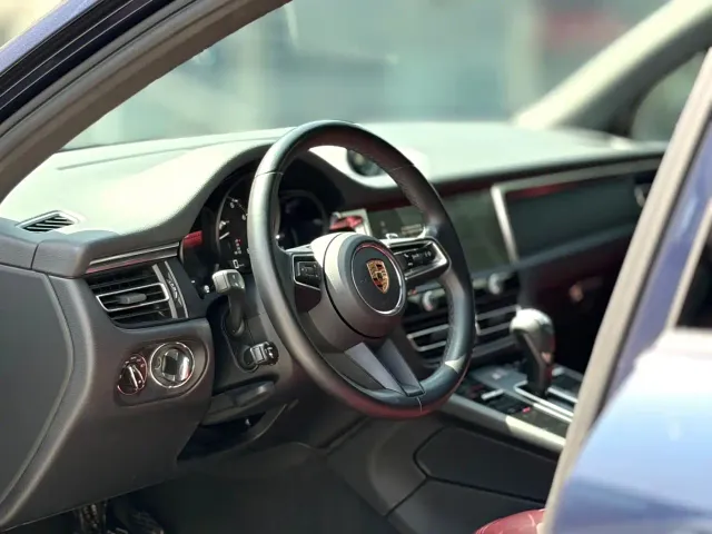 Porsche Macan — Фото автомобиля 8