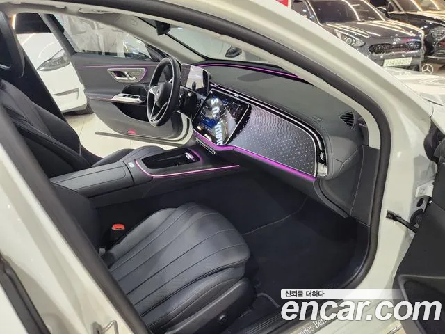 Mercedes-Benz E-Class — Фото автомобиля 13