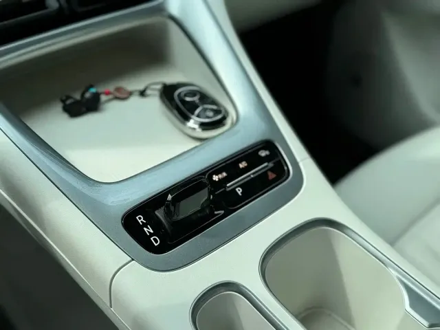 Geely Galaxy Starry Wish 2025 UP 410km Explorer Edition — Фото автомобиля 21
