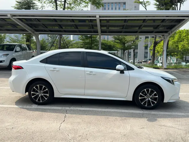 Toyota Levin 2023 185T CVT Luxury — Фото автомобиля 4
