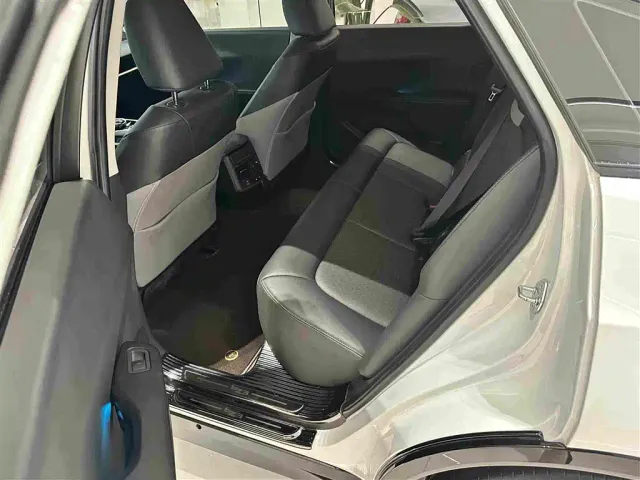 Toyota bZ3 — Фото автомобиля 8