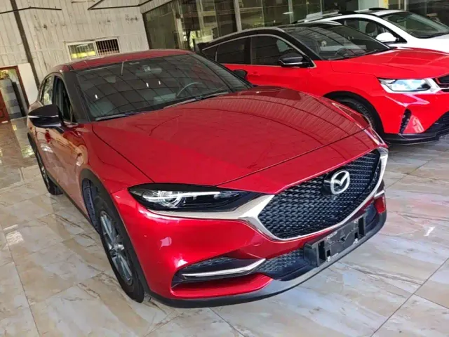 Mazda CX-4 — Фото автомобиля 3