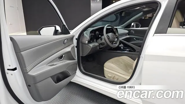 Hyundai Avante — Фото автомобиля 15