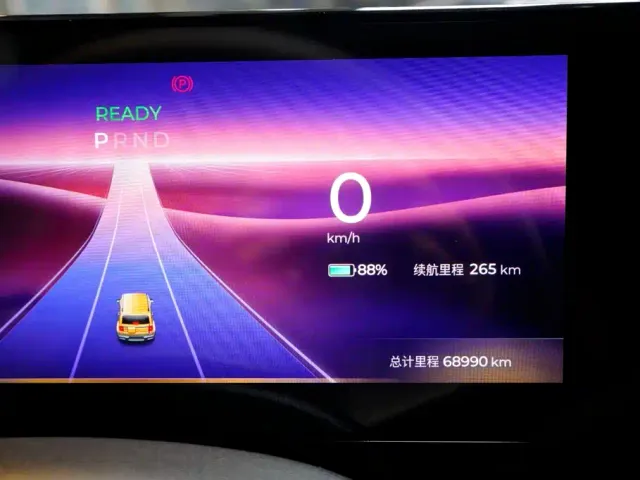 Baojun Yep — Фото автомобиля 6
