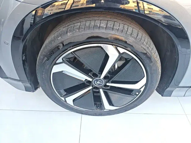 BYD Song L EV — Фото автомобиля 22