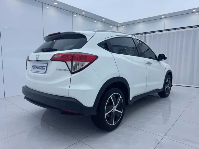 Honda Vezel — Фото автомобиля 6