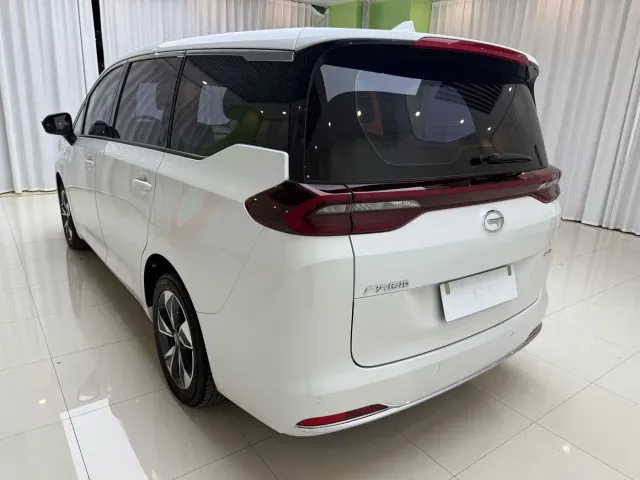 GAC Trumpchi M6 — Фото автомобиля 6