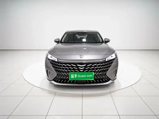 Roewe RX5 — Фото автомобиля 2