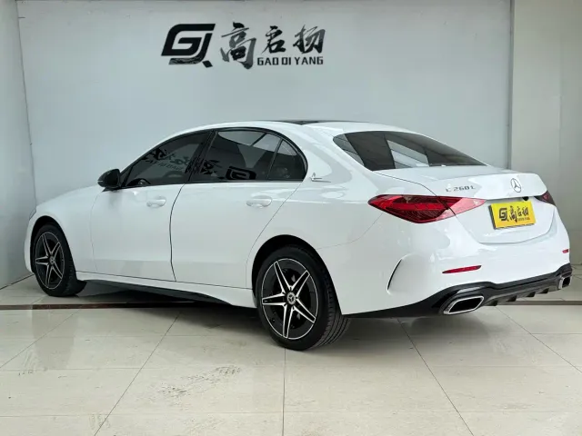 Mercedes-Benz C-Class — Фото автомобиля 26