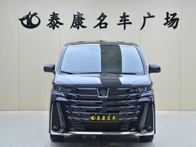 Toyota Vellfire — Фото автомобиля 2