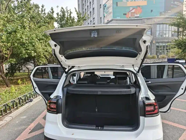Volkswagen Tanying 2021 1.5L Automatic Smart Connect Edition — Фото автомобиля 15