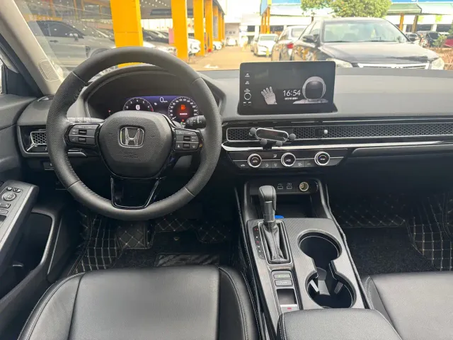 Honda Civic — Фото автомобиля 6